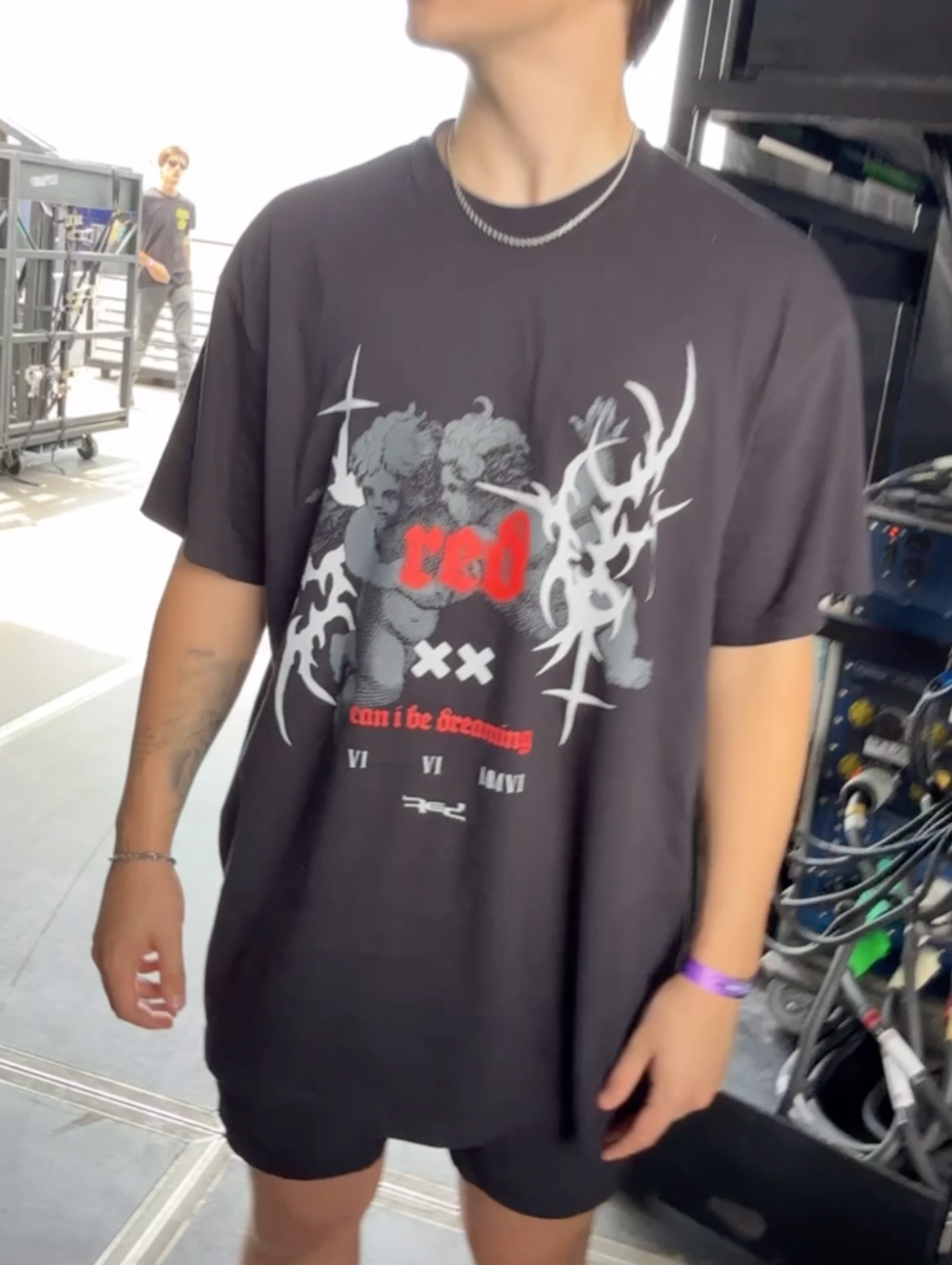 LOST TEE